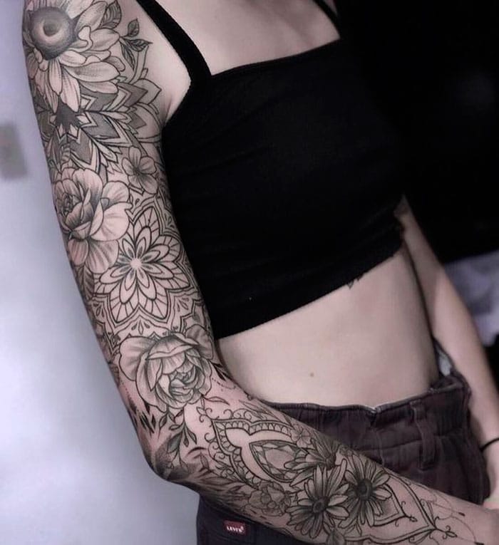 Skin-Desing-Tattoos-Floral-Sleeve